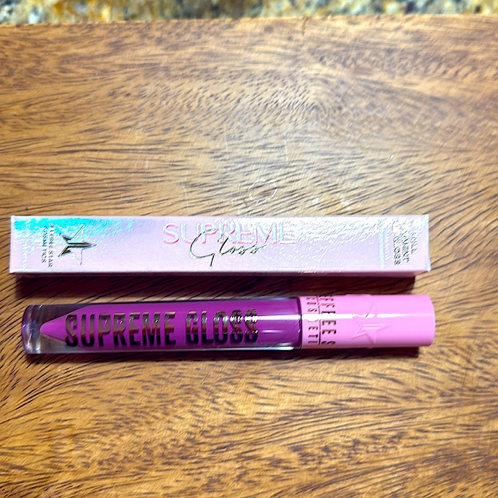 Brand New SUPREME GLOSS BY JEFFREE STAR